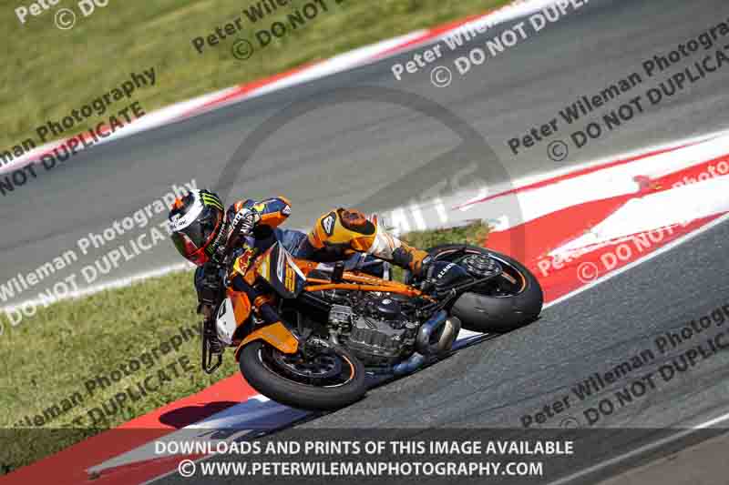 cadwell no limits trackday;cadwell park;cadwell park photographs;cadwell trackday photographs;enduro digital images;event digital images;eventdigitalimages;navarra;no limits trackdays;peter wileman photography;racing digital images;trackday digital images;trackday photos